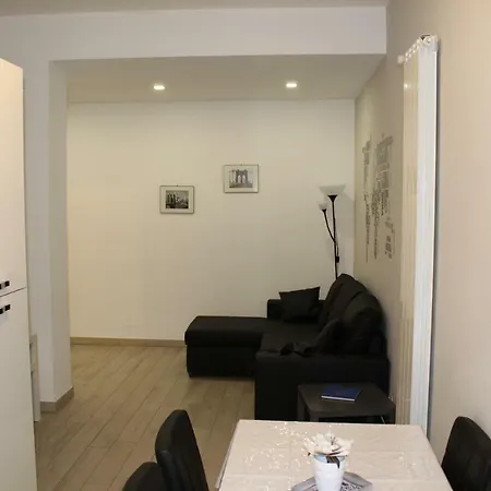 Chic House Апартаменты *